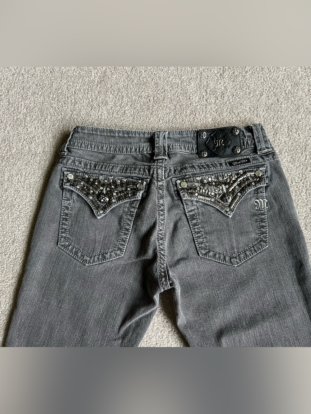 Miss Me 30 Gray Skinny jeans